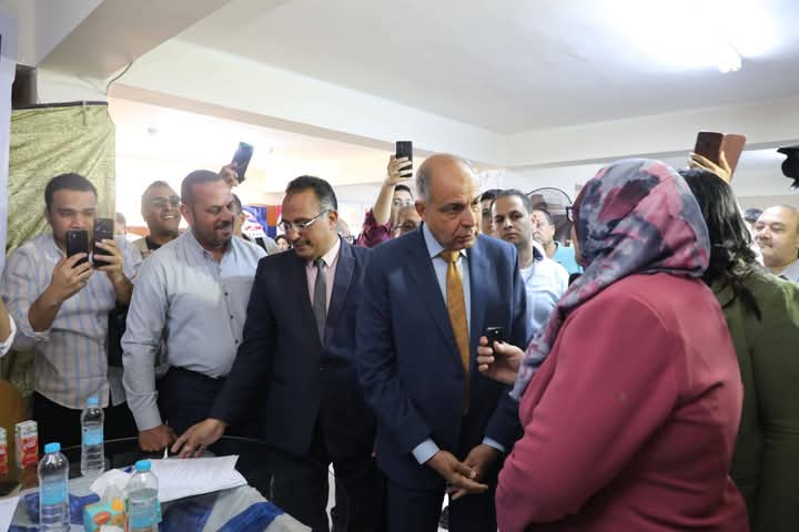 محافظ المنيا يفتتح ملتقى التوظيف لخريجي برنامج “مهنتك مستقبلك” للتدريب المهني