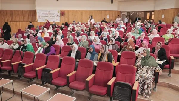 محافظ الوادي الجديد: بدء القوافل التعليمية المجانية للشهادة الثانوية عامة محافظ الوادي الجديد: بدء القوافل التعليمية المجانية للشهادة الثانوية عامة