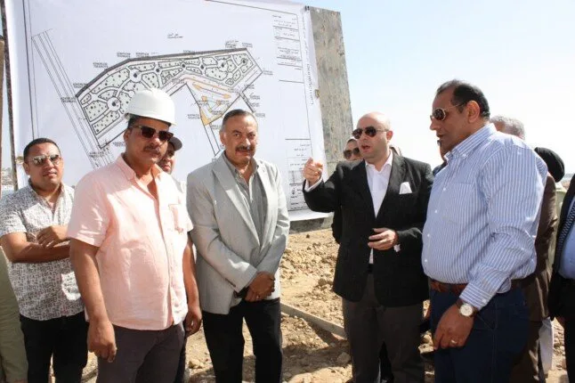 محافظ بني سويف يراقب تقدم العمل في مشروع المرسى السياحي على الضفة الشرقية لنهر النيل