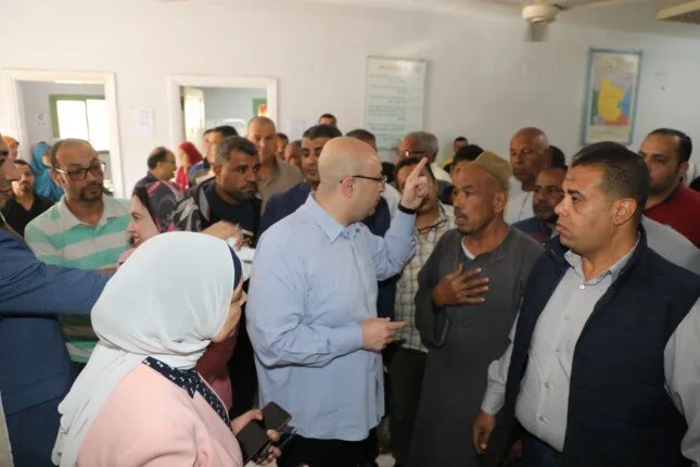 محافظ بني سويف يزور قرية نعيم ويصدر توجيهات سريعة للاستجابة لمطالب المواطنين محافظ بني سويف يزور قرية نعيم ويصدر توجيهات سريعة للاستجابة لمطالب المواطنين