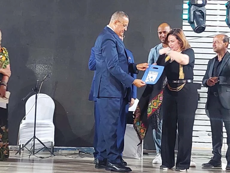 محافظ جنوب سيناء والمسؤول اليوناني يطلقان أول نادٍ يوناني في دهب |صور