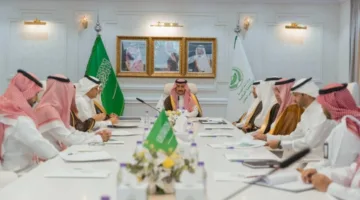 محافظ حفر الباطن يترأس الاجتماع الأول للجنة الإشرافية لمتابعة تنفيذ الخطة الشاملة للمحافظة