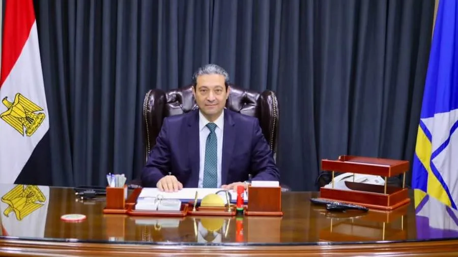 محافظ دمياط يفتتح معرض "أيادي مصر" للحرف اليدوية والتراثية