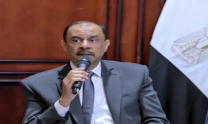 محافظ سوهاج يحول مخالفات مناقصة شراء كاميرات مراقبة لصالح إدارة التعليم إلى النيابة العامة محافظ سوهاج يحول مخالفات مناقصة شراء كاميرات مراقبة لصالح إدارة التعليم إلى النيابة العامة