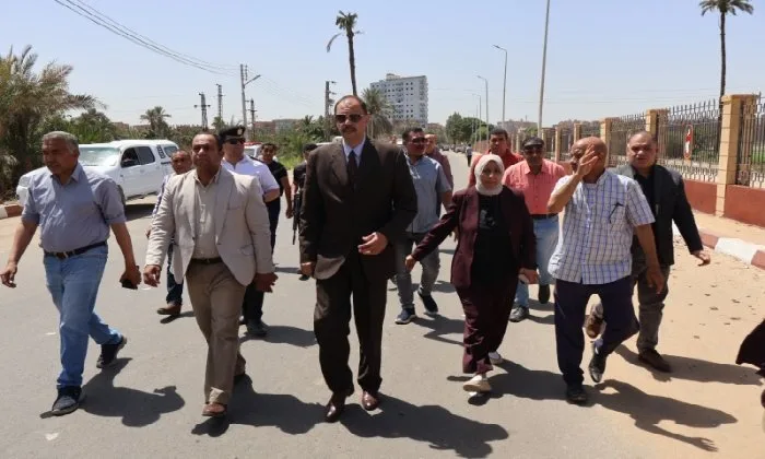 محافظ سوهاج يزور مشروع رصف وتجميل شارع طراد النيل في أخميم محافظ سوهاج يزور مشروع رصف وتجميل شارع طراد النيل في أخميم