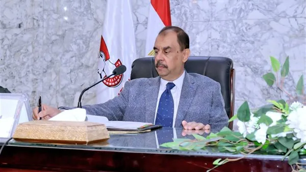 محافظ سوهاج يعلن عن تشكيل لجنة للتحقق من أنشطة وتعاقدات نادي المحليات