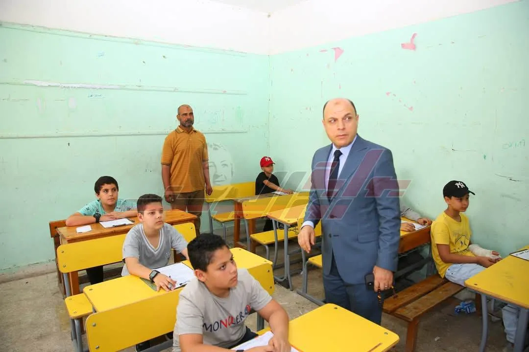 محافظ كفر الشيخ يراجع تقدم امتحانات الشهادة الابتدائية الأزهرية محافظ كفر الشيخ يراجع تقدم امتحانات الشهادة الابتدائية الأزهرية