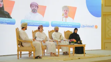 محافظة البريمي تقدم أهم الإنجازات التنموية ورؤيتها المستقبلية خلال اللقاء الإعلامي الأول
