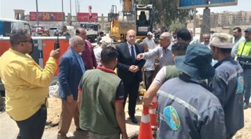 محافظة الجيزة: معالجة العطل المفاجئ في خط المياه عند مدخل هضبة الأهرام خلال ساعتين