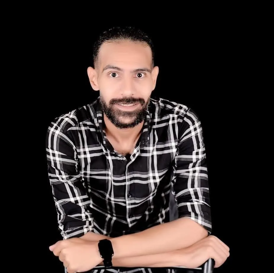 محامٍ شاب يختتم حياته في مكتبه بالشرقية بعد ترك رسالة مؤثرة محامٍ شاب يختتم حياته في مكتبه بالشرقية بعد ترك رسالة مؤثرة