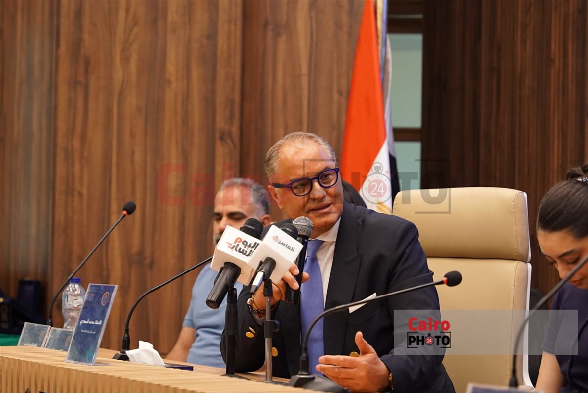 محمد السعدي: الدراما أكثر تأثيرًا من السينما، وصناعة الإعلان تتسم بالتعقيد.. وعندما تتنافس دول أخرى معنا في الإنتاج، هذا يعتبر ريادة. محمد السعدي: الدراما أكثر تأثيرًا من السينما، وصناعة الإعلان تتسم بالتعقيد.. وعندما تتنافس دول أخرى معنا في الإنتاج، هذا يعتبر ريادة.