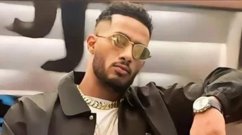 محمد رمضان يروج لأغنيته الجديدة وسط جدل محاكمته بتهمة إهانة العلم المصري