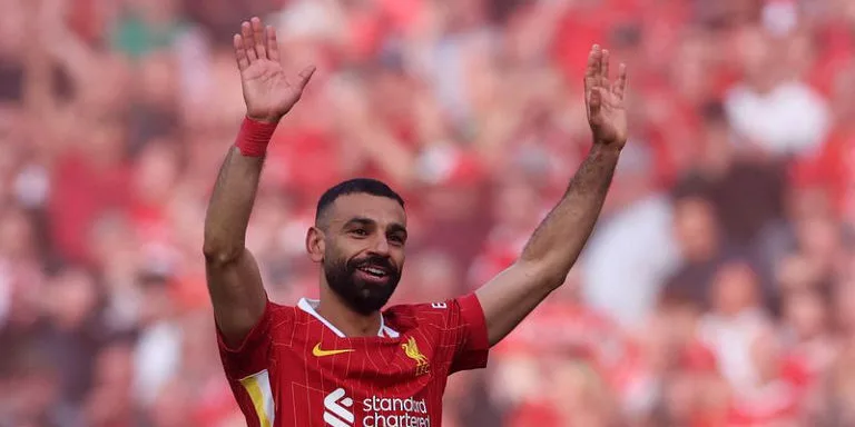 محمد صلاح مهاجم ليفربول يفوز بجائزة رابطة نقاد كرة القدم الإنجليزية