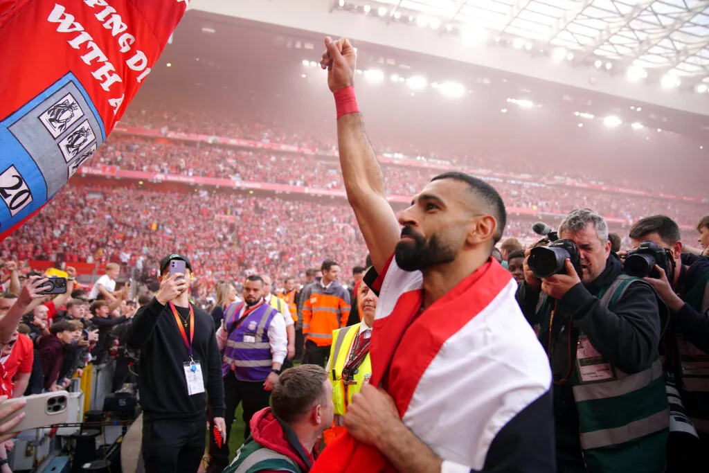 محمد صلاح مودِّعًا أرنولد: أنا متأكد من أننا سنلتقي مجددًا!