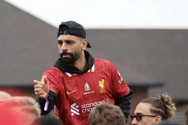 محمد صلاح يتجاوز رونالدو وروني في قائمة أساطير الدوري الإنجليزي الممتاز محمد صلاح يتجاوز رونالدو وروني في قائمة أساطير الدوري الإنجليزي الممتاز