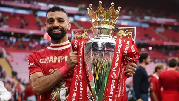 محمد صلاح يتصدر التشكيلة المثالية للدوري الإنجليزي 2024-2025