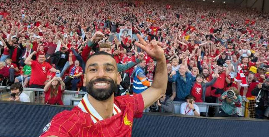 محمد صلاح يحقق مشاركته رقم 400 مع ليفربول، وسلوت يمنحه شارة القيادة. محمد صلاح يحقق مشاركته رقم 400 مع ليفربول، وسلوت يمنحه شارة القيادة.