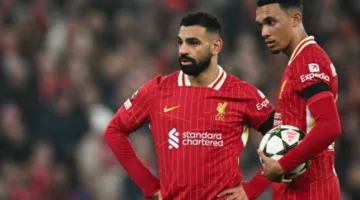 محمد صلاح يدافع عن أرنولد: “لا ينبغي أن يتعرض لمثل هذه المعاملة من جماهير ليفربول”