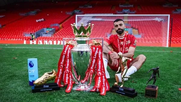 محمد صلاح يعلن عن توقيت اعتزاله اللعبة. محمد صلاح يعلن عن توقيت اعتزاله اللعبة.