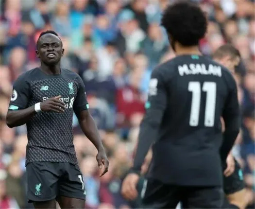 محمد صلاح يكشف طبيعة علاقته بـ ساديو ماني:«علاقتنا كانت متوترة.. ولم نكن قريبين خارج الملعب»
