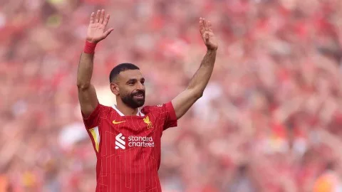 محمد صلاح يُتوَّج كأفضل لاعب في الدوري الإنجليزي للمرة الثانية محمد صلاح يُتوَّج كأفضل لاعب في الدوري الإنجليزي للمرة الثانية