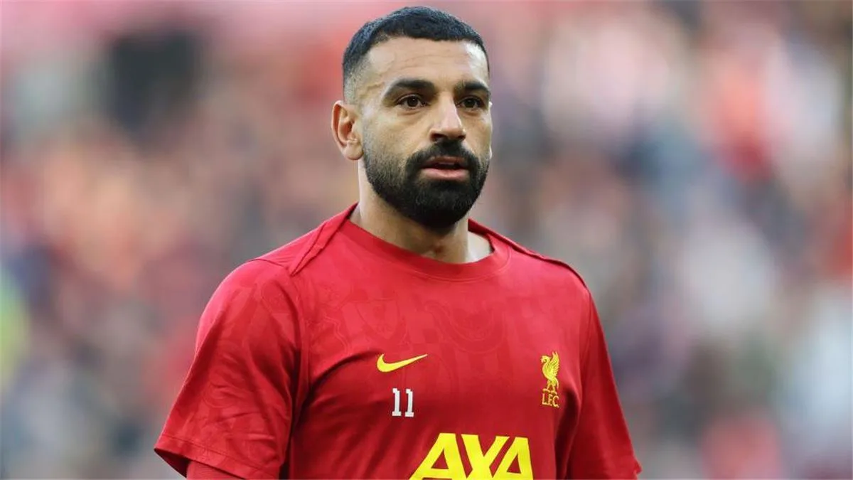 محمد صلاح يُحرج جاري نيفيل ويكشف عن موعد تقاعده محمد صلاح يُحرج جاري نيفيل ويكشف عن موعد تقاعده