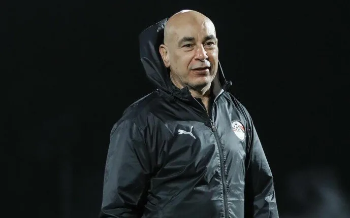 محمد عمر: حسام حسن اعتذر عن الانضمام إلى منتخب مصر في كأس العرب محمد عمر: حسام حسن اعتذر عن الانضمام إلى منتخب مصر في كأس العرب