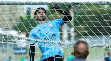 محمد عواد يقترب من الدفاع عن مرمى الزمالك في مواجهة بيراميدز