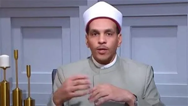 محمد كمال: ينبغي أن تُحصر الفتاوى في العلماء ذوي المنهج العلمي المحدد. محمد كمال: ينبغي أن تُحصر الفتاوى في العلماء ذوي المنهج العلمي المحدد.