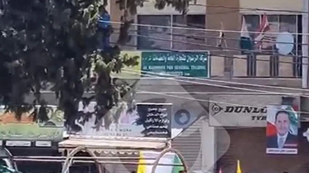 مخالفة أثناء الانتخابات في النبطية (فيديو) مخالفة أثناء الانتخابات في النبطية (فيديو)