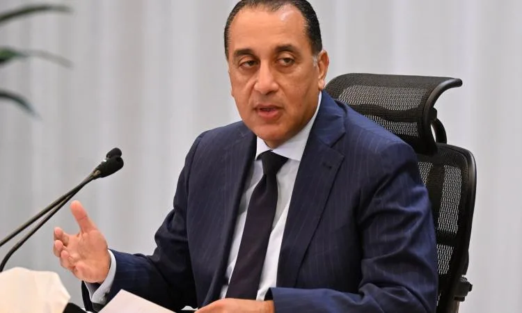 مدبولي: إنشاء وحدة خاصة لمواجهة أي محاولات للاعتداء على الأراضي مدبولي: إنشاء وحدة خاصة لمواجهة أي محاولات للاعتداء على الأراضي