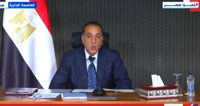مدبولي: مصر تمتلك قوة عاملة مؤهلة ومدربة ومستعدة للانخراط في سوق العمل. مدبولي: مصر تمتلك قوة عاملة مؤهلة ومدربة ومستعدة للانخراط في سوق العمل.