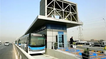 مدبولي: نحن نستجيب لتوجيهات الرئيس بشأن توسيع وسائل النقل الجماعي المستدام والبيئي.