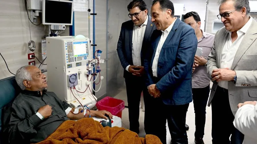 مدبولي يؤكد أهمية الجهود المبذولة لتطوير قدرات المنشآت التابعة للتأمين الصحي