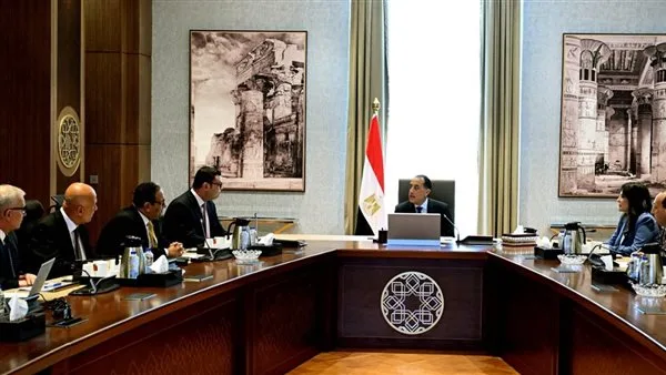 مدبولي يراقب سير تنفيذ نظام مياه الشرب والصرف الصحي في مدن شرق وغرب القاهرة مدبولي يراقب سير تنفيذ نظام مياه الشرب والصرف الصحي في مدن شرق وغرب القاهرة