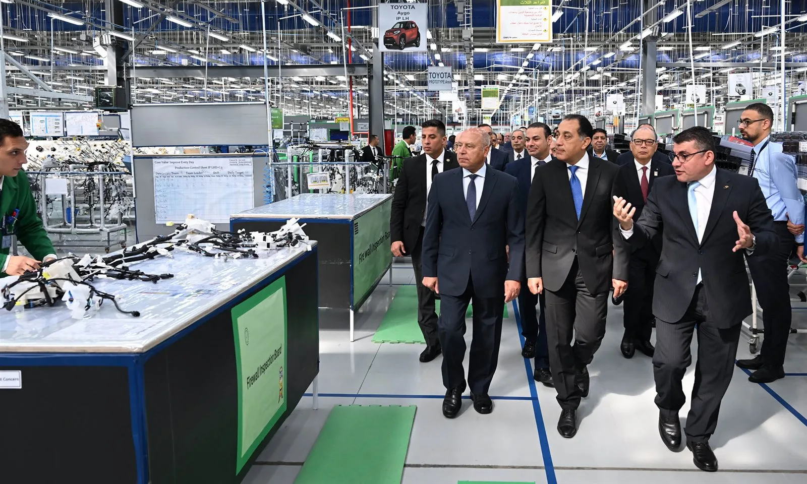 مدبولي يزور مصنع “سوميتومو” الجديد لإنتاج الكابلات الكهربائية للسيارات في العاشر من رمضان مدبولي يزور مصنع “سوميتومو” الجديد لإنتاج الكابلات الكهربائية للسيارات في العاشر من رمضان