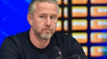 مدرب الترجي السابق يكشف عن مفاوضات الزمالك لتولي تدريب الفريق بدلاً من بيسيرو.