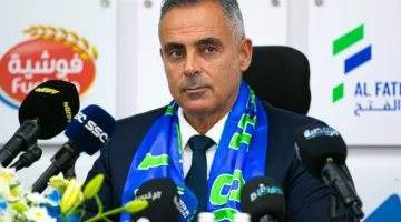 مدرب الفتح يشعر بالدهشة من قرارات الحكم في مباراة الهلال بدوري روشن