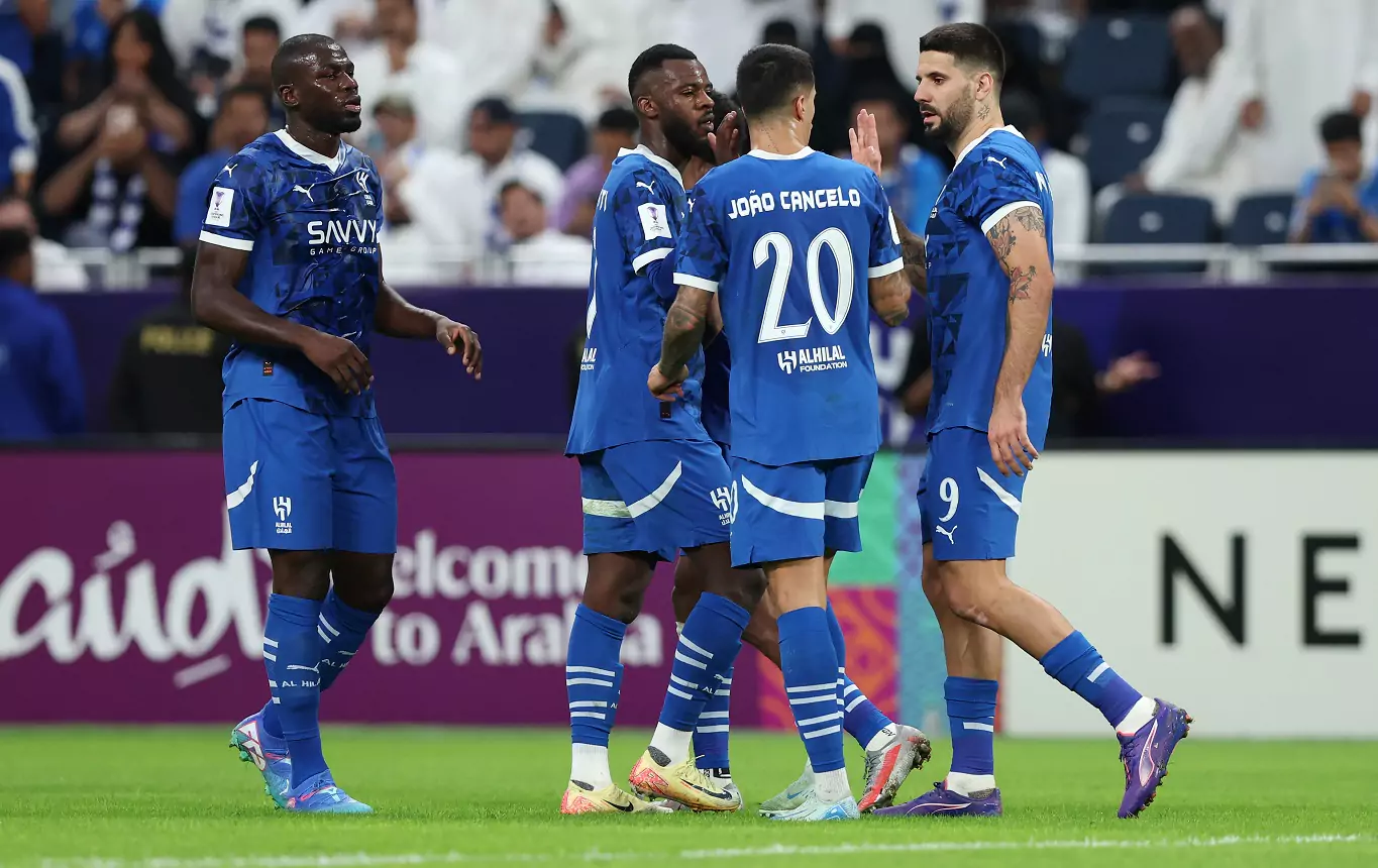 مدرب الهلال السابق مرشح لتدريب الزعيم بعد رحيل جيسوس!