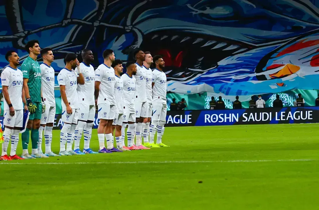 مدرب كبير في الدوري الإنجليزي يقترب من خلافة جيسوس في الهلال