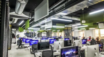 مدرسة 1337 المغربية…نموذج مبتكر لتعليم البرمجة والشباب الرقمي