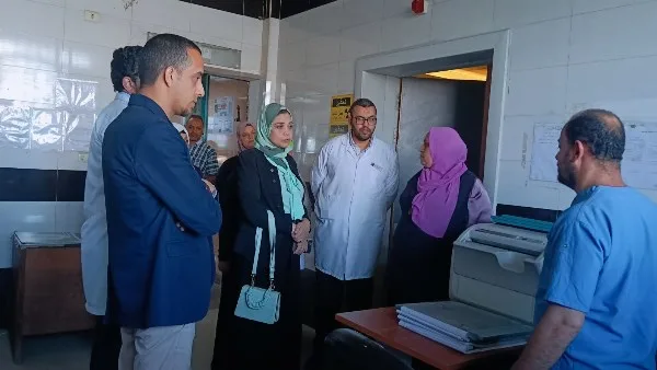مدير التأمين الصحى بالقليوبية تتابع جاهزية الطوارئ والخدمات الطبية بمستشفى النيل