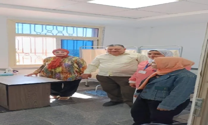 مدير الطب الوقائي في الدقهلية يشرف على تجهيز العيادة الخارجية في منطقة الشيخ زايد بمدينة جمصة. مدير الطب الوقائي في الدقهلية يشرف على تجهيز العيادة الخارجية في منطقة الشيخ زايد بمدينة جمصة.