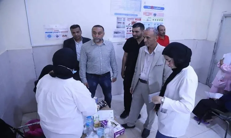 مدير المستشفيات ورئيس قسم العلاج الطبيعي يزور مستشفى سفاجا المركزي لمتابعة سير العمل