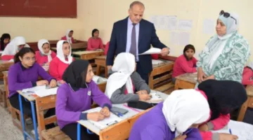 مدير تعليم بورسعيد يثني على الانضباط والهدوء خلال امتحانات مدارس إدارة جنوب التعليمية