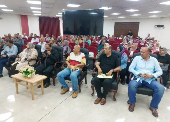 مدير تعليم بورسعيد يلتقي برؤساء لجان امتحانات المرحلة الإعدادية مدير تعليم بورسعيد يلتقي برؤساء لجان امتحانات المرحلة الإعدادية