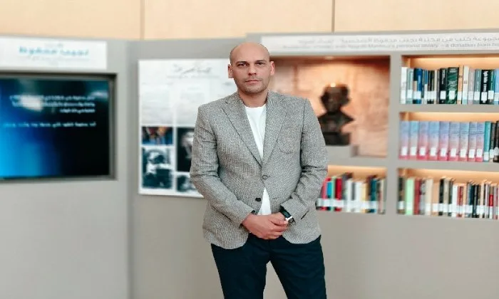 مدير قسم الوثائق في مكتبة الإسكندرية: إنشاء ركن نجيب محفوظ يأتي احتفاءً بإنجازاته الأدبية مدير قسم الوثائق في مكتبة الإسكندرية: إنشاء ركن نجيب محفوظ يأتي احتفاءً بإنجازاته الأدبية