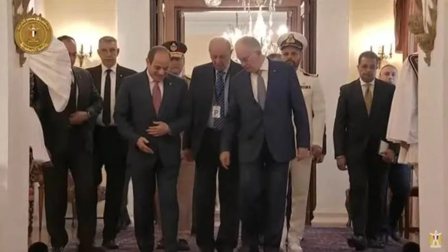 مراسم استقبال رسمية وجلسة مباحثات موسعة بين الرئيس السيسي ونظيره اليوناني