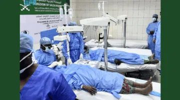 مركز الملك سلمان ينظم حملة طبية فعالة لمكافحة العمى في بوركينا فاسو