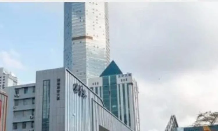 مركز في الصين لبيع هواتف آيفون المسروقة بأسعار منخفضة مركز في الصين لبيع هواتف آيفون المسروقة بأسعار منخفضة